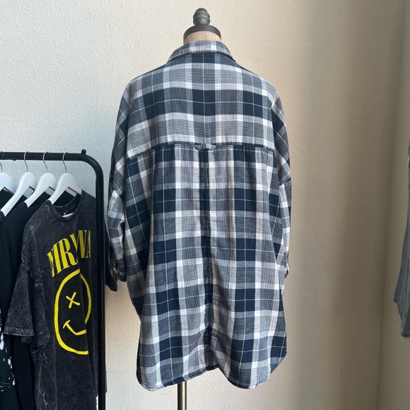 Anthropologie Bo Boyfriend Plaid Flannel Shirt By Pilcro - Picture 5 of 9